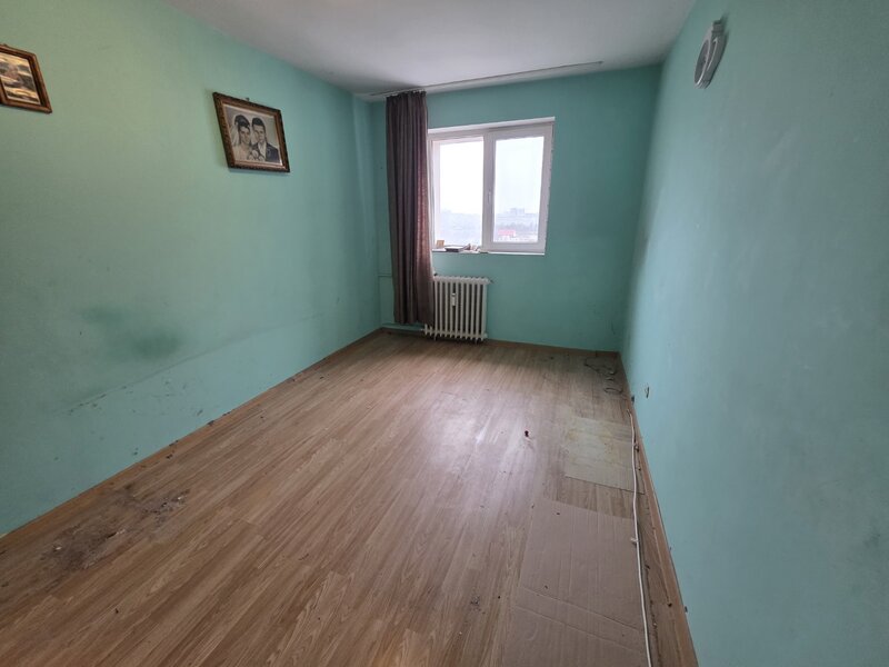 Campia Libertatii, intersectie Baba Novac, 3 minute parc IOR,,